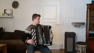 Aatu Möttönen- Väärä vitonen