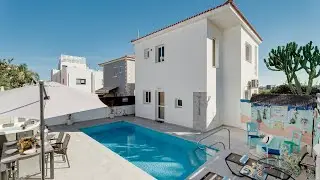 Villa Lemon Tree, 2 bedroom villa, walking distance to the beach, Ayia Triada, Paralimni, Cyprus