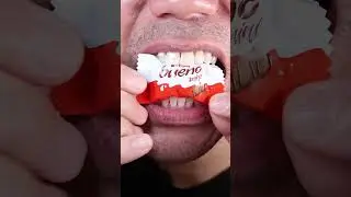 Is This the Most Satisfying Kinder Bueno Mini ASMR Ever? 😳