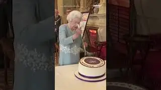 Queen Elizabeth II jokes while cutting cake to mark 70 years on the throne | #yahooaustralia #shorts