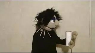 Goth Girl and Emo Boy - The Bomb