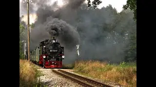 Extra  Rauchzeichen der Lößnitzgrundbahn vertreiben neugierige Radler