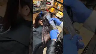 client consultant hair Coloring application 😊&hearts;️ #highlights #viralvideo #trending #reels #colorscope