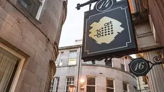 Welcome to dot-art! Liverpool Art Gallery, Consultancy and Artist Support