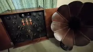 Marconi Scientific Instrument radio using DEV valves