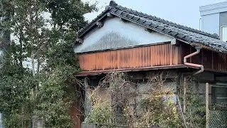 🍂 Akiya Incarnate - The Essence of Abandonment in Japan