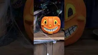 Painting a Halloween bucket
