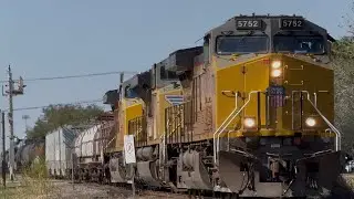 5752 M-EWOL mixed freight south in Sebastian, TX to San Benito, TX | 2 clips |