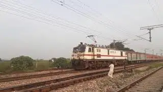 #30| HIGH SPEED Push-Pull Howrah Rajdhani  rips through Maripat at Flat 130 KMPH !!
