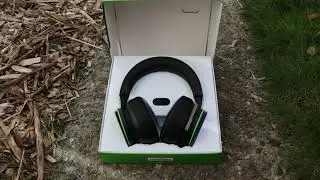 Xbox Wireless Headphone set up specs. 