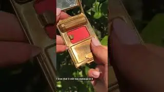 compact from 1930's #1930s #makeuphistory #historical #history #antique #1900s #vintagestyle
