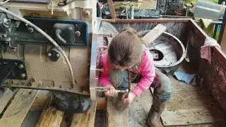 Mounting the diesel conversion specialist adapter plate to the Cummins block