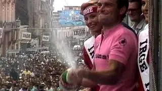 Giro d'Italia and Castelli Cycling