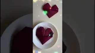 Pliage de serviettes en forme de coeur d&eacute;coration de table &hearts;️Facile et rapide id&eacute;e Saint-Valentin