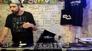 Bassment Guest: Dan Bain