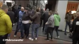 Nederland - Engeland ( 0-1) Vechtpartij In De Warmoesstraat Amsterdam