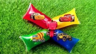 Unboxing Disney Pixar Cars : Lightning McQueen, Bubble car, Monster Car, School Bus, Armoured, Taxi.