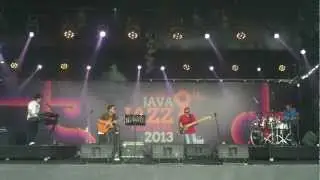 ABODA - You Are Crowned @ Java Jazz 2013 (HD)