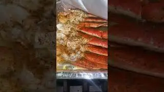 Walmart crab leg review 🤤 9/10 👏🏾👏🏾👏🏾👏🏾  #walmartfinds #walmart #crablegs  #crabs #crab