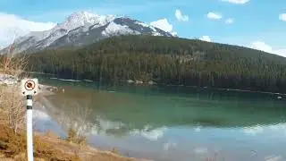 Two Jack Lake / Banff National Park / Travel Alberta / Walking tour /Canada / @theramoswanderer