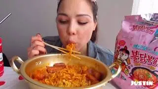Mukbangers not using chopsticks correctly