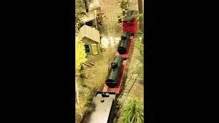 Train town, model trains show. / Город игрушечных поездов