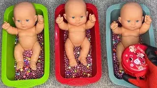 Ultra Satisfying! Rainbow Candy Bathtub Full of M&M&rsquo;s & Magic Slime Cutting ASMR