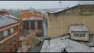 Cold Air Flow Brings Snowfall to Northern Spain