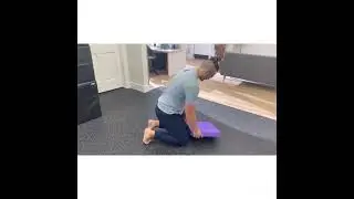 Toe sit and flat foot sit