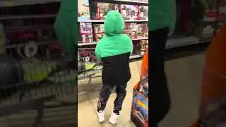 Taveion has 3 mins to get what he wants for his bday