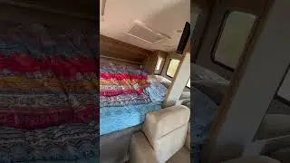 Ford F550 Lariat 4x4 Host Cascade Earthroamer Expedition FOR SALE