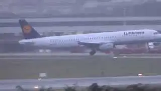Lufthansa Airbus A321 D-AIDL Landing at Hamburg Airport