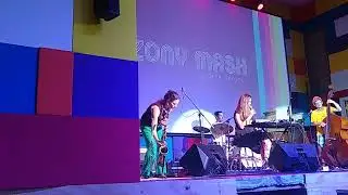 Jessica Lurie, Sasha Masakowski, James Singelton, Justin Peake @Zony Mash 5-9-22 (set 2)
