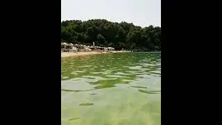 Vromolimnos Beach sammer 2021.