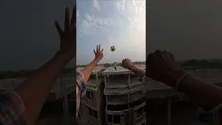 😱 Meri football kha gyi😮 #shorts #video #parkour #stunt #running #jump #trending #youtubeshorts #yt