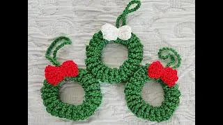 Weihnachtskranz, Baumschmuck, Geschenkanhänger häkeln - kostenlose Häkelanleitung auf für Anfänger