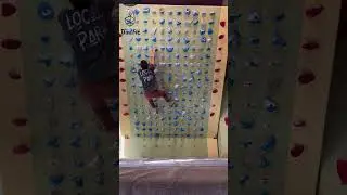 Moonboard Benchmark - Birthday Cake Trail Mix, V4/6b+