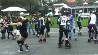 RAT CITY ROLLERGIRLS FLASH MOB AND STREET BOUTING