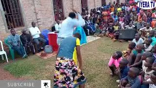 INDIRIMBO YAMATEKA.NDEBERA UMWANA NA PAPA WEE!!! BAFASHE DAIMONI BARATERURA BAHONDA HASI 🤔✍️👈