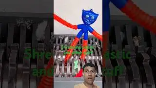 Shredding plastic and other stuff #PlasticShredding#RecyclingProcess#SatisfyingShred#ShredderMachine
