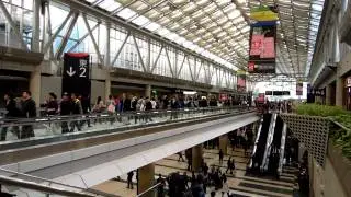 Tokyo Big Site Convention Center Concourse - (111203)