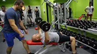Виталий Букарин персональный тренер Smart Gym