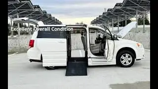 2011 Dodge Grand Caravan ** WHEELCHAIR VAN ** 53k Miles Leather for sale in Milwaukie, OR