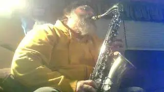 King HN white tenor