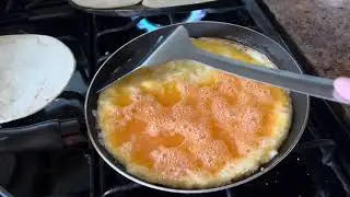 Desayunando y ahora si me pinté la mata Vlogmas #18