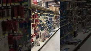 I-TILE HUBBARDS STORE WALK THROUGH  SOCKETS WRENCHES AND MORE