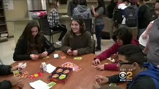 Circle Of Friends Helps Build Lunchtime Bonds