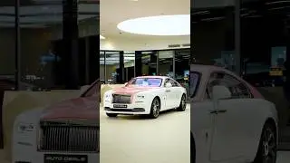 Bold luxury with a statement of elegance. Rolls-Royce Wraith in pink &mdash;