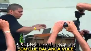 Gelouko DJ fazendo Montagem Ao Vivo na Equipe A Coisona no Rio Parada Funk 2013