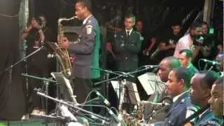 Big Band 190 em Rio das Ostras - He's Everything To Me